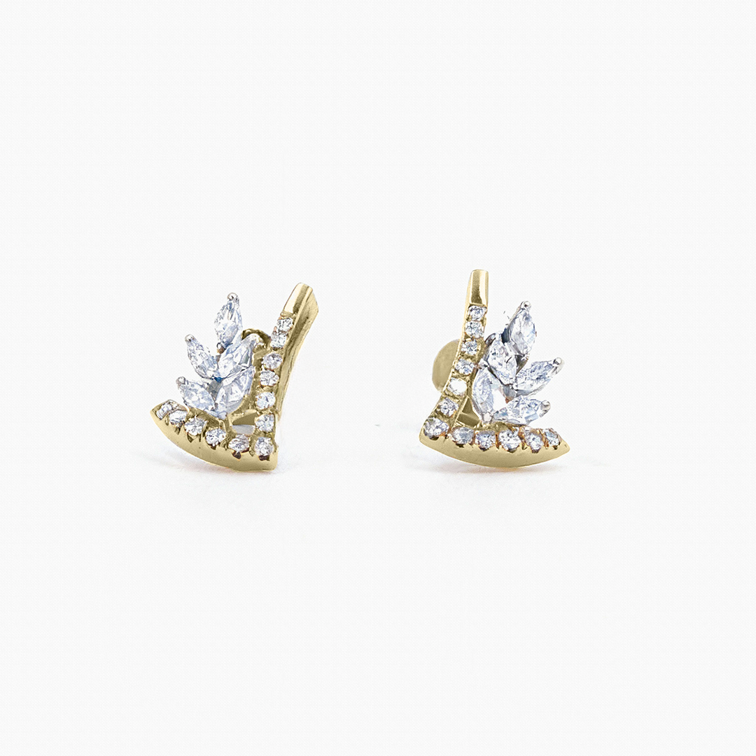 Glint Studs