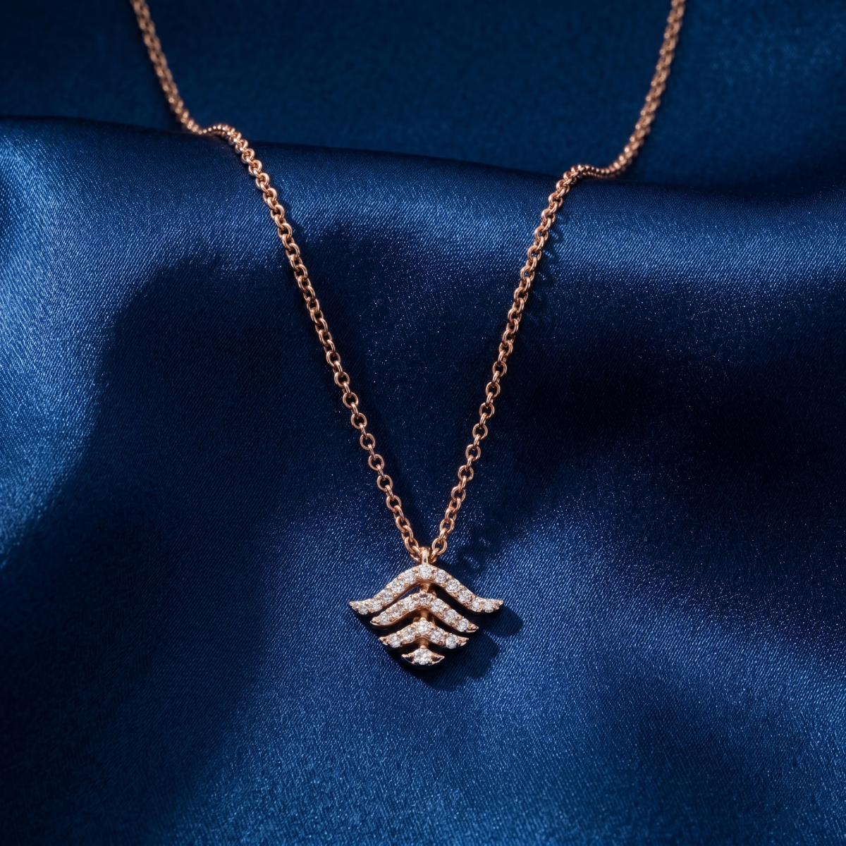 Brilla Pendant